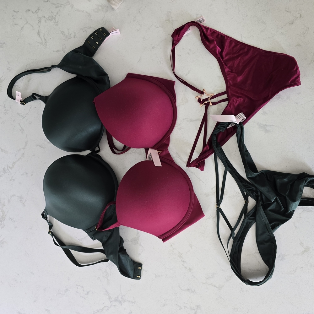 Victoria's Secret Black and Burgundy Bra Set